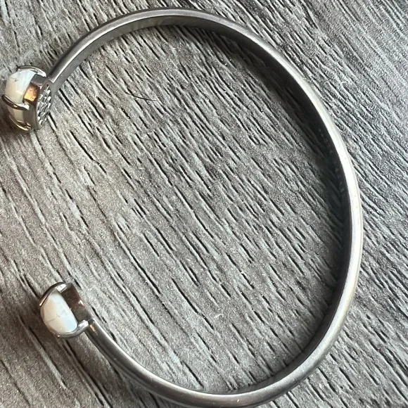 Kendra Scott signed silver Cuff Bracelet with White Stones - Picture 10 of 12